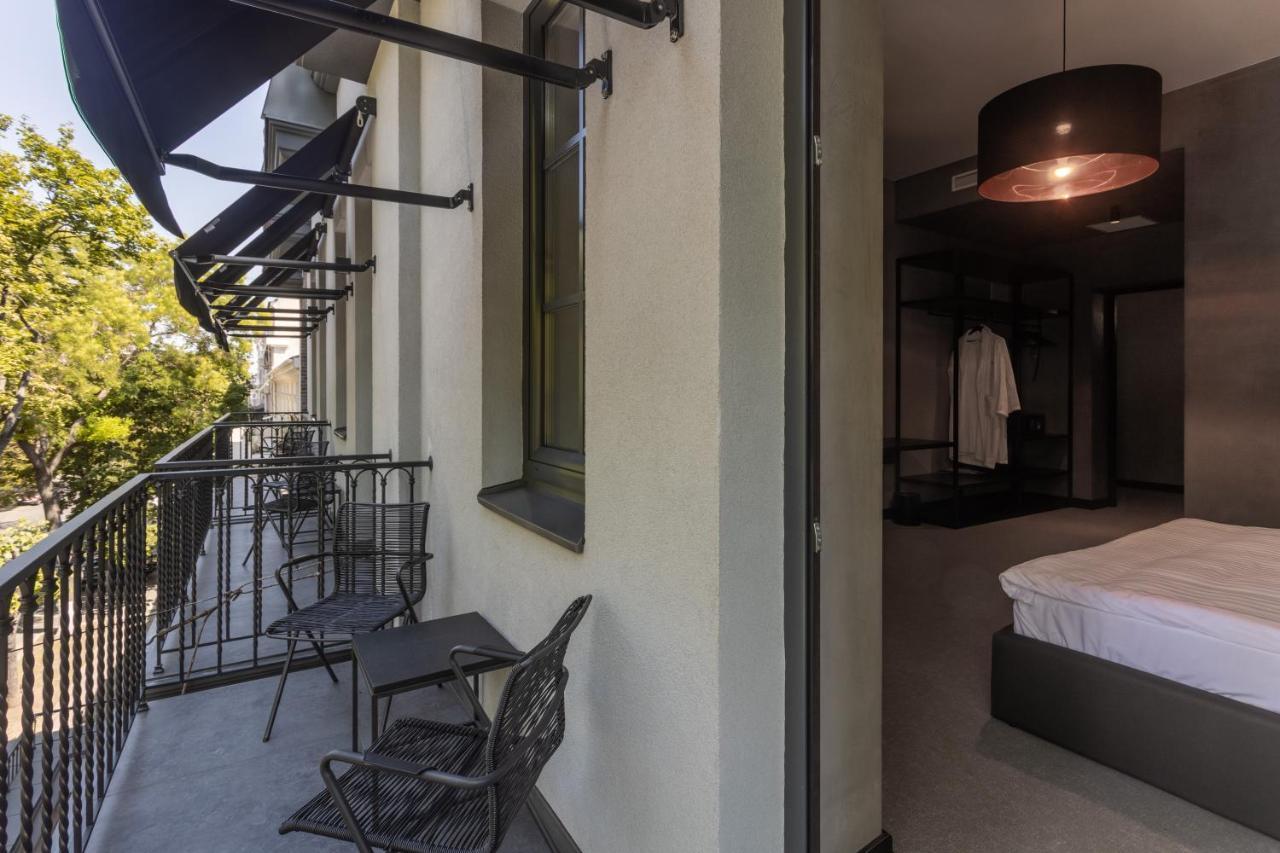 Brik Hotel Odessa Eksteriør billede