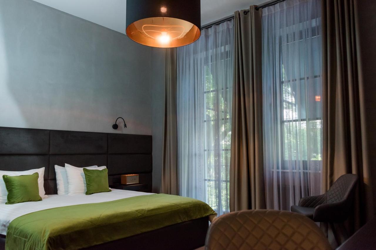 Brik Hotel Odessa Eksteriør billede