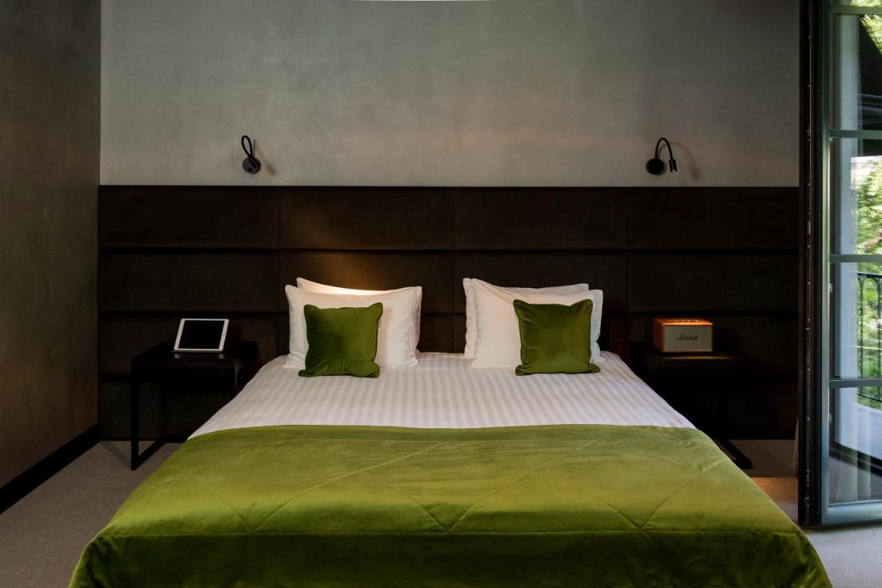 Brik Hotel Odessa Eksteriør billede