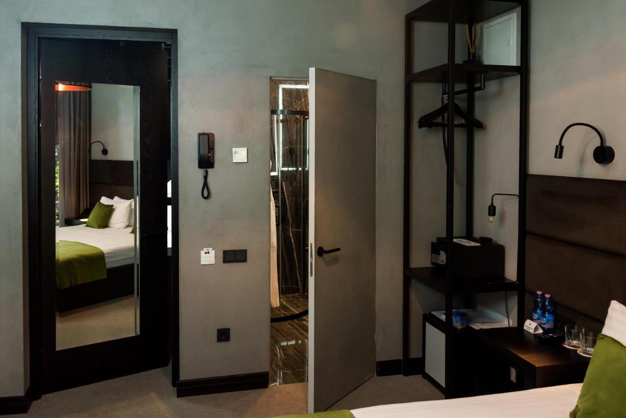 Brik Hotel Odessa Eksteriør billede
